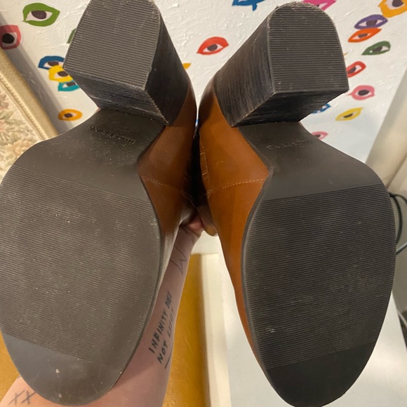 Little brown thick healed booties - Picture 5 of 5